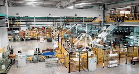 青島何以位列全國(guó)“燈塔工廠”首位？技術(shù)開發(fā)視角下的深度解析